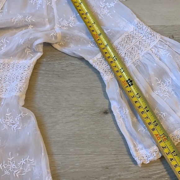 SOFT SURROUNDINGS White Floral Blouse‎ embroidered - Picture 7 of 16